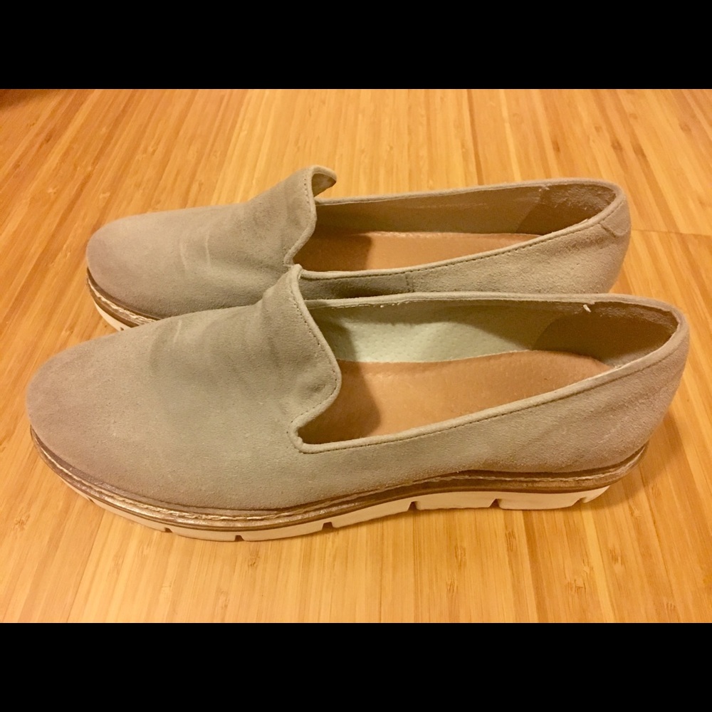 Bianco Grey Suede Loafers